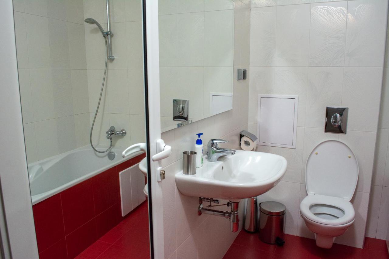 Central Apartment Mountain View คาร์โลโว ภายนอก รูปภาพ